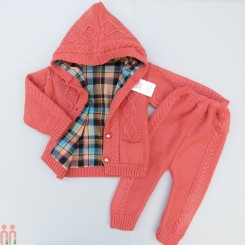 ست لباس بافتنی نوزاد و کودک سویشرت آستردار و شلوار رنگ مرجانی baby warm clothes set