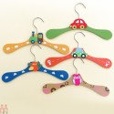 چوب لباسی چوبی کودک 5 عددی Wooden baby clothes hanger