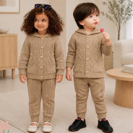 لباس بافتنی بچگانه
